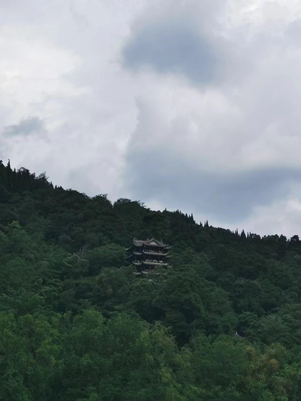 都江堰景区3.jpg