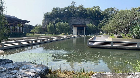 杭州版本馆美景1.jpg