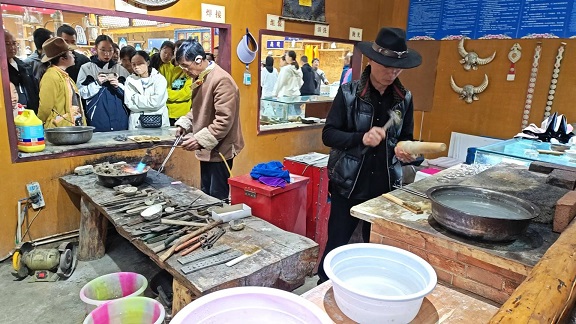 阿坝州藏寨3.jpg