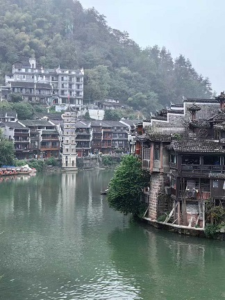 雨后的凤凰古城3.jpg