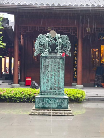 雨天游上海玉佛禅寺2.jpg